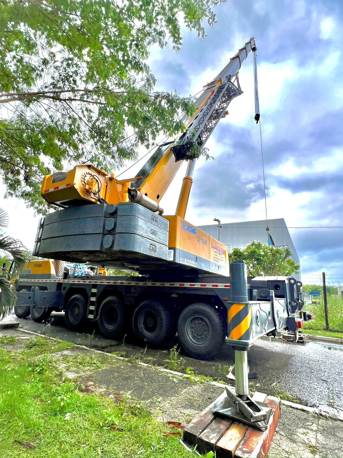 RAPIDO-BAHIA-LOCACAO-DE-MUNCK-LOCACAO-DE-GUINDASTE-TRANSPORTE-E-ICAMENTO-DE-CARGA (6)